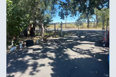 3827 Finley Avenue, Santa Rosa, CA 95407 - Photo 2