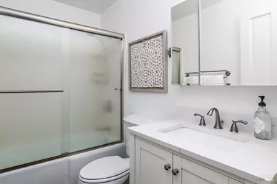 82 Surrey Lane, San Rafael, CA 94903 - Photo 6
