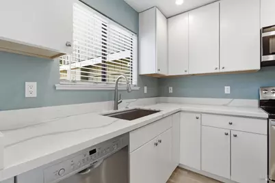 8 Lakeview Court, Novato, CA 94947 - Photo 6