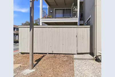 8 Lakeview Court, Novato, CA 94947 - Photo 1