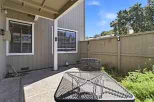 8 Lakeview Ct, Novato, CA 94947 - Photo 26