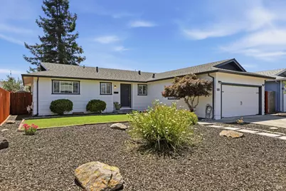 440 Eastwood Drive, Petaluma, CA 94954 - Photo 2
