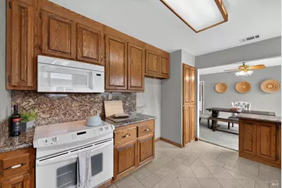 1700 Sierra Avenue, Napa, CA 94558 - Photo 14