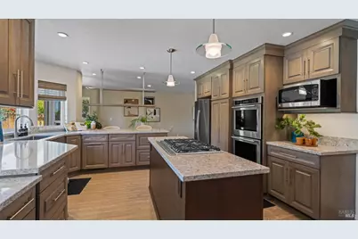 160 Shetland Court, Vallejo, CA 94591 - Photo 18