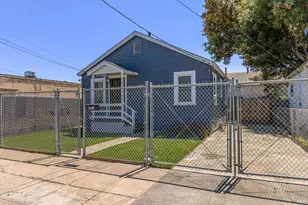 10017 Pippin St, Oakland, CA 94603 - Photo 20