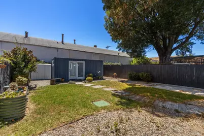10017 Pippin Street, Oakland, CA 94603 - Photo 18