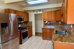 701 Corlano Ave, Santa Rosa, CA 95404 - Photo 2