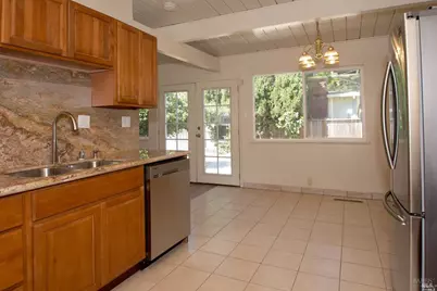 701 Corlano Avenue, Santa Rosa, CA 95404 - Photo 6