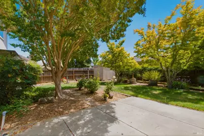 3565 Meadowbrook Drive, Napa, CA 94558 - Photo 32