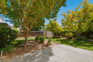 3565 Meadowbrook Dr, Napa, CA 94558 - Photo 32