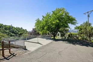 1000 Wolf Ridge Rd, Glen Ellen, CA 95442 - Photo 74