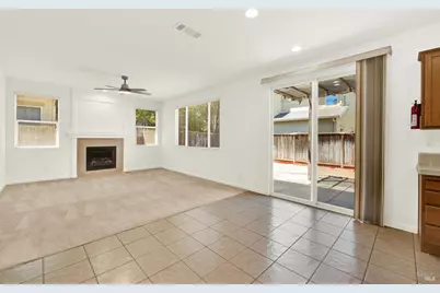 1073 Cabernet Court, Vacaville, CA 95688 - Photo 12