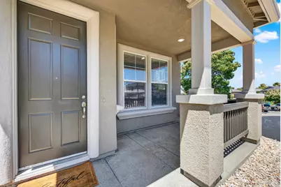 1073 Cabernet Court, Vacaville, CA 95688 - Photo 6