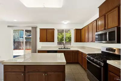 1073 Cabernet Court, Vacaville, CA 95688 - Photo 16