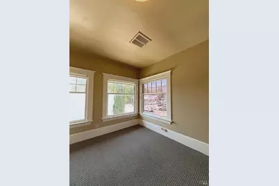 215 W Standley Street, Ukiah, CA 95482 - Photo 4