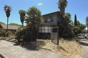 215 W Standley St, Ukiah, CA 95482 - Photo 1