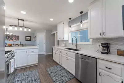 751 Tokay Avenue, Ukiah, CA 95482 - Photo 2