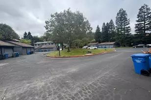 189 Escallonia Dr, Novato, CA 94945 - Photo 14