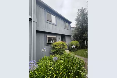 189 Escallonia Drive, Novato, CA 94945 - Photo 2