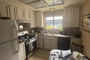 189 Escallonia Dr, Novato, CA 94945 - Photo 8