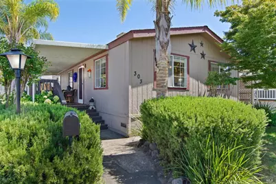 303 Robert Way, Napa, CA 94558 - Photo 2