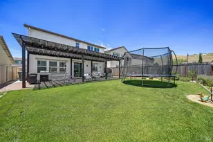3216 Center Dr, Fairfield, CA 94533 - Photo 36
