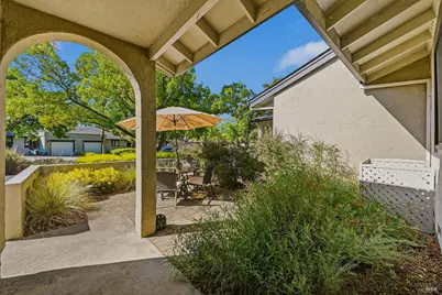 204 Vista Court, Yountville, CA 94599 - Photo 32