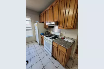3869 M L King Jr Way, Oakland, CA 94609 - Photo 34