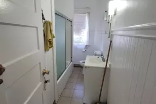3869 M L King Jr Way, Oakland, CA 94609 - Photo 20
