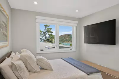 2401 Paradise Drive, Tiburon, CA 94920 - Photo 56