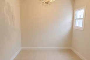 3865 M L King Jr Way, Oakland, CA 94609 - Photo 18