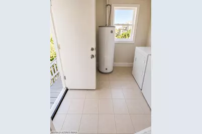 3865 M L King Jr Way, Oakland, CA 94609 - Photo 24