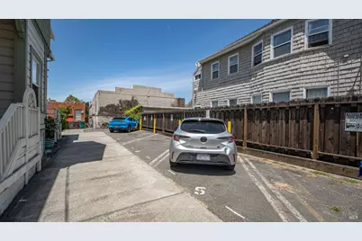 3229 Elm Street, Oakland, CA 94609 - Photo 16