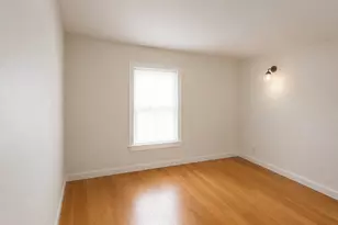 3833 M L King Jr Way, Oakland, CA 94609 - Photo 10