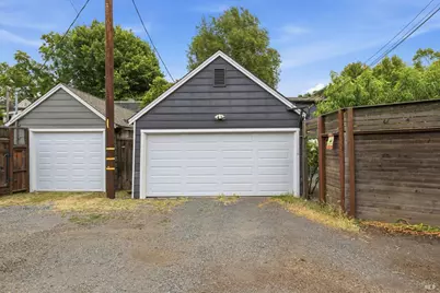 1621 Austin Way, Santa Rosa, CA 95404 - Photo 38