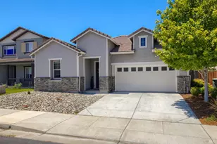 1230 Columbia Dr, Dixon, CA 95620 - Photo 2