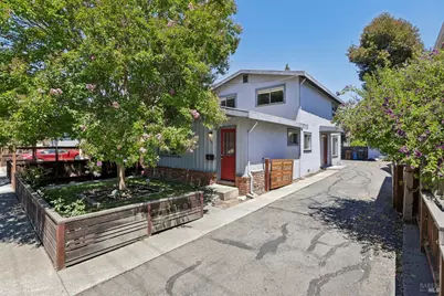 3121 Alhambra Avenue, Martinez, CA 94553 - Photo 1