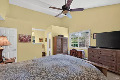 930 Bartlett Place, Windsor, CA 95492 - Photo 16