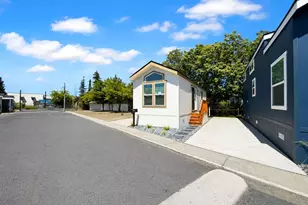 101 Colgan Ave, Santa Rosa, CA 95404 - Photo 1