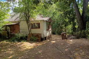 1145 Eggleston St, Napa, CA 94559 - Photo 2