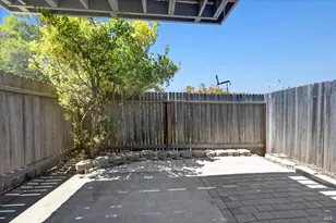 2002 Clearview Cir, Benicia, CA 94510 - Photo 28