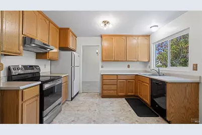 2347 Maria Luz Court, Santa Rosa, CA 95401 - Photo 8