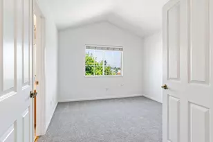 1013 Warren Dr, Petaluma, CA 94952 - Photo 30