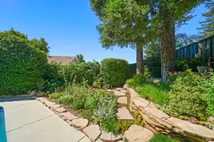 1056 Woodcrest Ct, Vacaville, CA 95688 - Photo 56