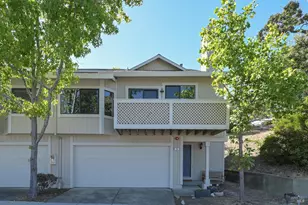 16 Rosewood Dr, Novato, CA 94947 - Photo 2