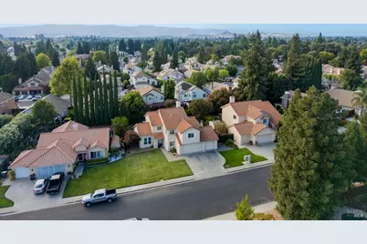 927 Arbor Oaks Drive, Vacaville, CA 95687 - Photo 32
