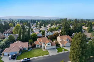 927 Arbor Oaks Dr, Vacaville, CA 95687 - Photo 36