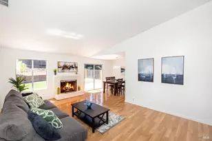 244 Pepperwood St, Hercules, CA 94547 - Photo 2