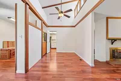 6644 Greenmeadow Drive, Santa Rosa, CA 95409 - Photo 20