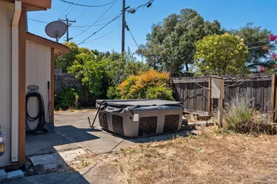 8461 Uva Drive, Redwood Valley, CA 95470 - Photo 16